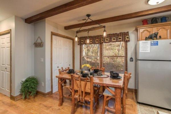 Treehouse Between Gatlinburg And Pigeon Forge. Pet Friendly! Esterno foto
